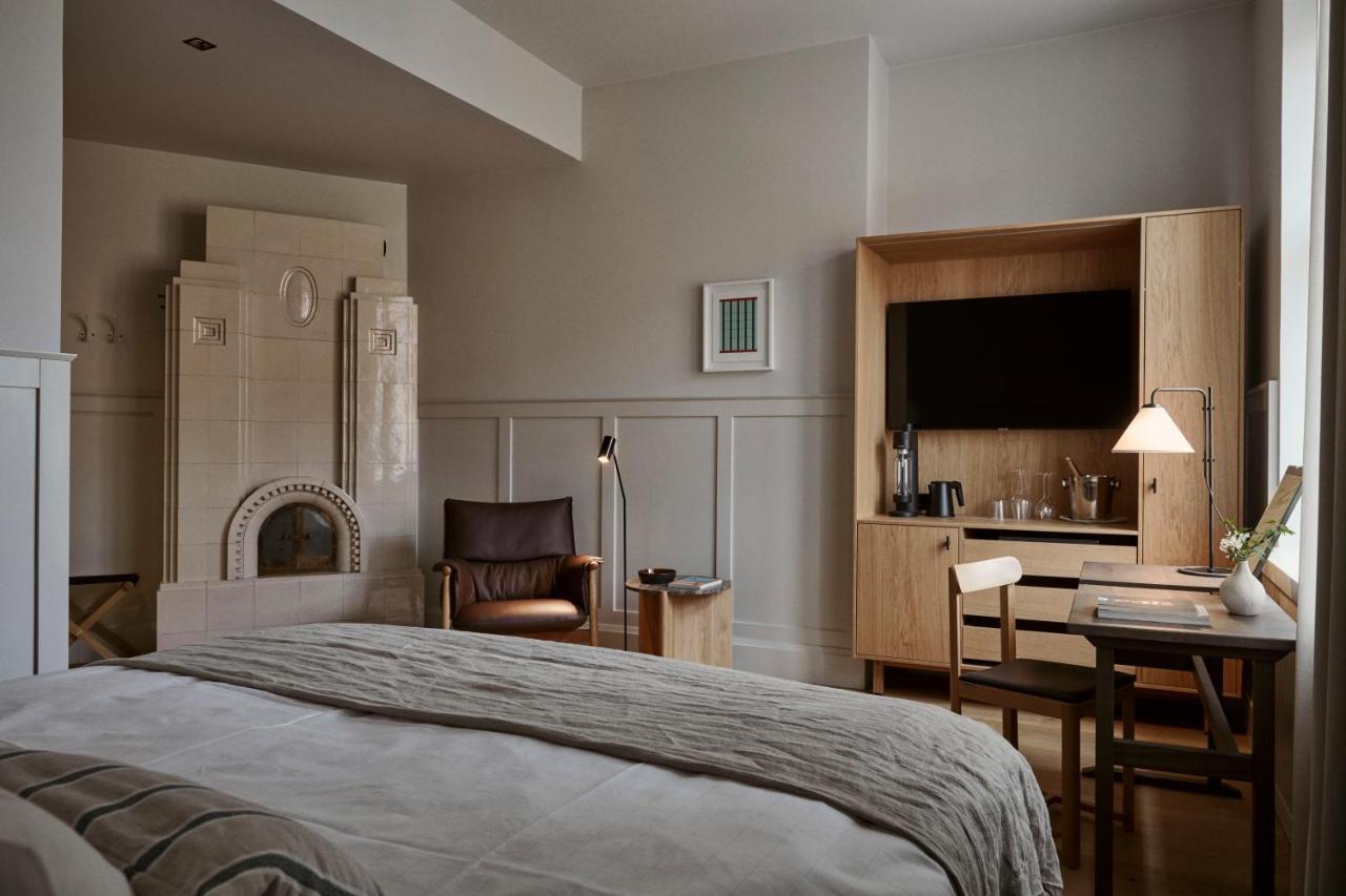 Runo Hotel Порвоо Экстерьер фото A guest room at the Hotel Valley Ho