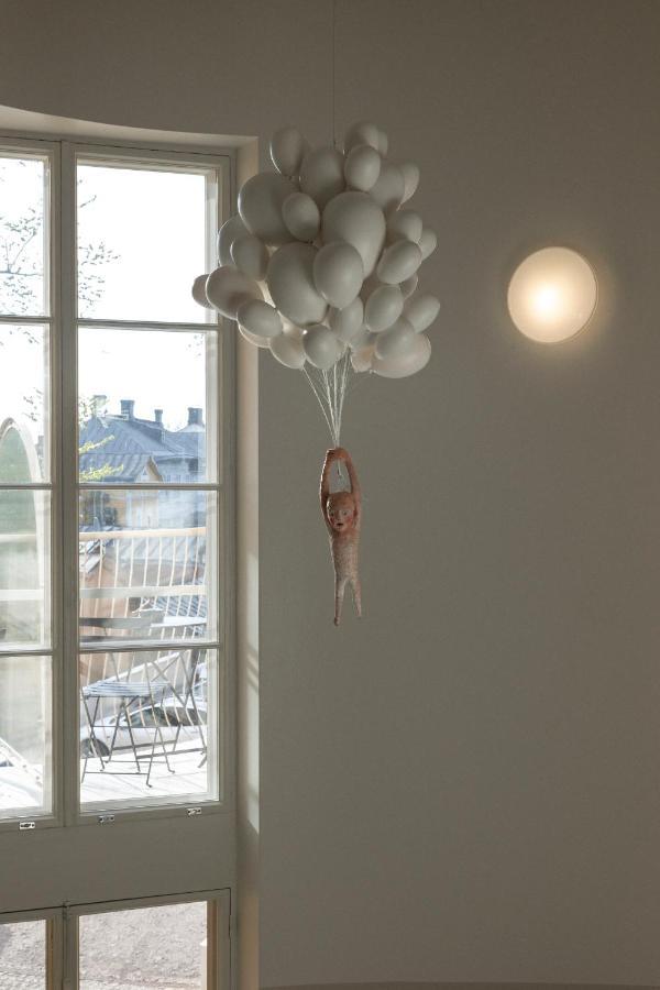 Runo Hotel Порвоо Экстерьер фото A balloon with a key attached